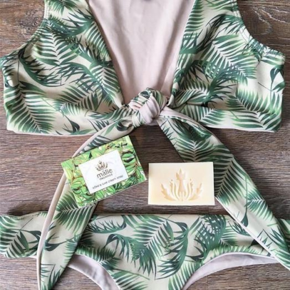 SALT Swimwear Seamless Bikini top and bottom in GREEN - Picture 2 of 6